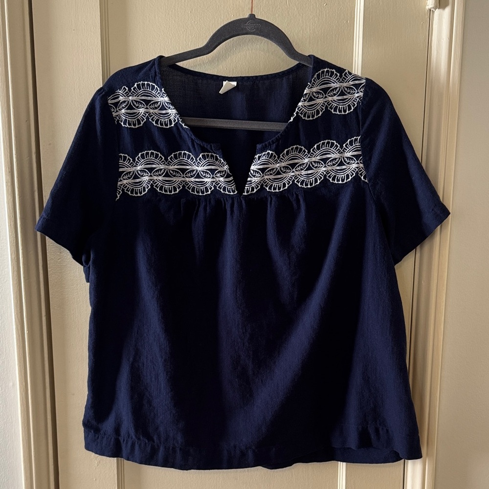 Old Navy Embroidered Top
